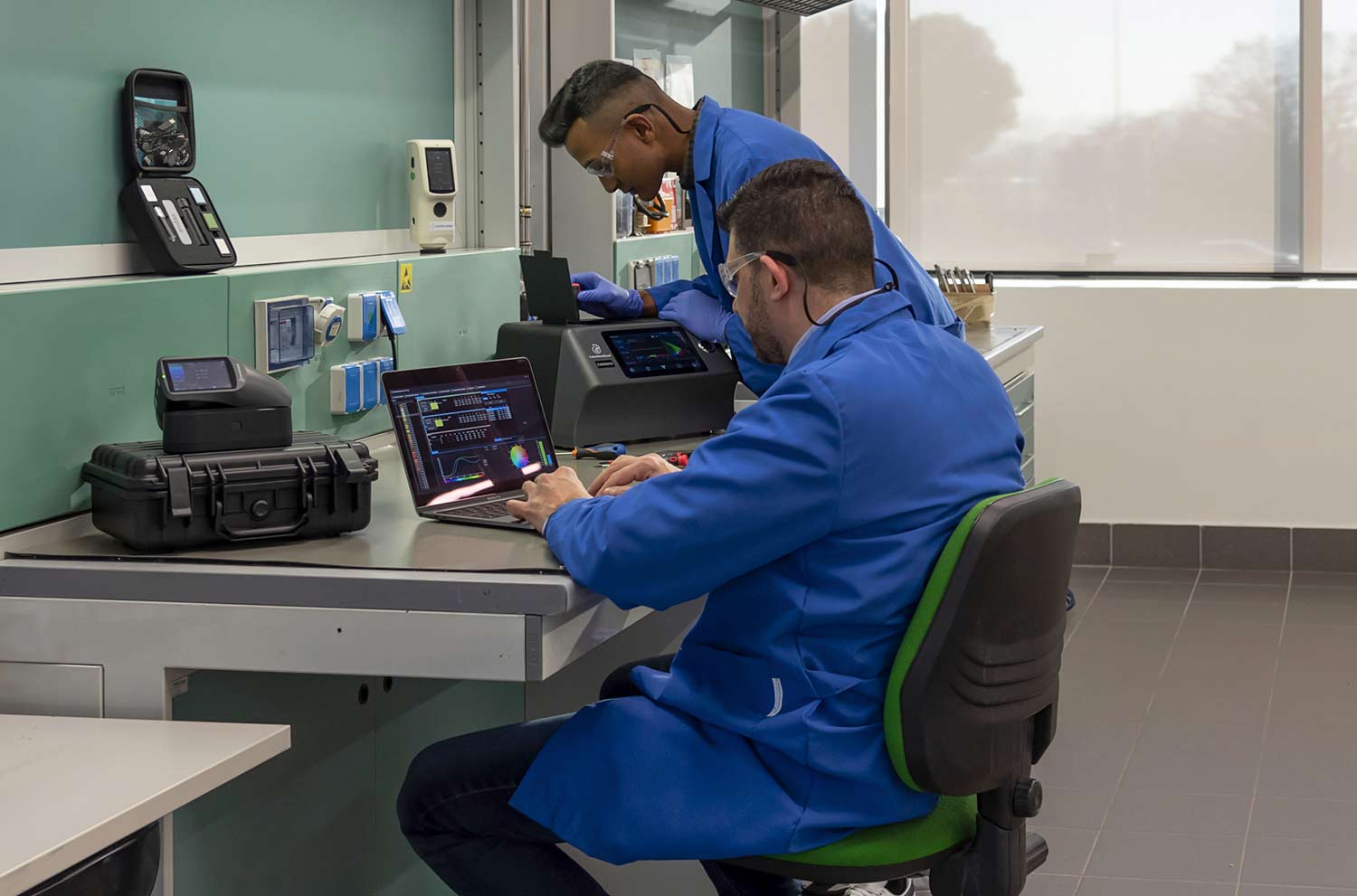 Spectrophotometer - Colorimetry Consultants